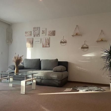Kingsize Bett Boho Apartment Mit Tiefgarage Naehe Salzburg Freilassing Esterno foto